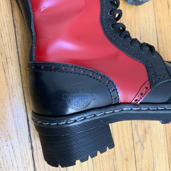 RARE 2 tone Nevermind boots. Tried on but never worn. Perfect condition - Picture 2 of 4